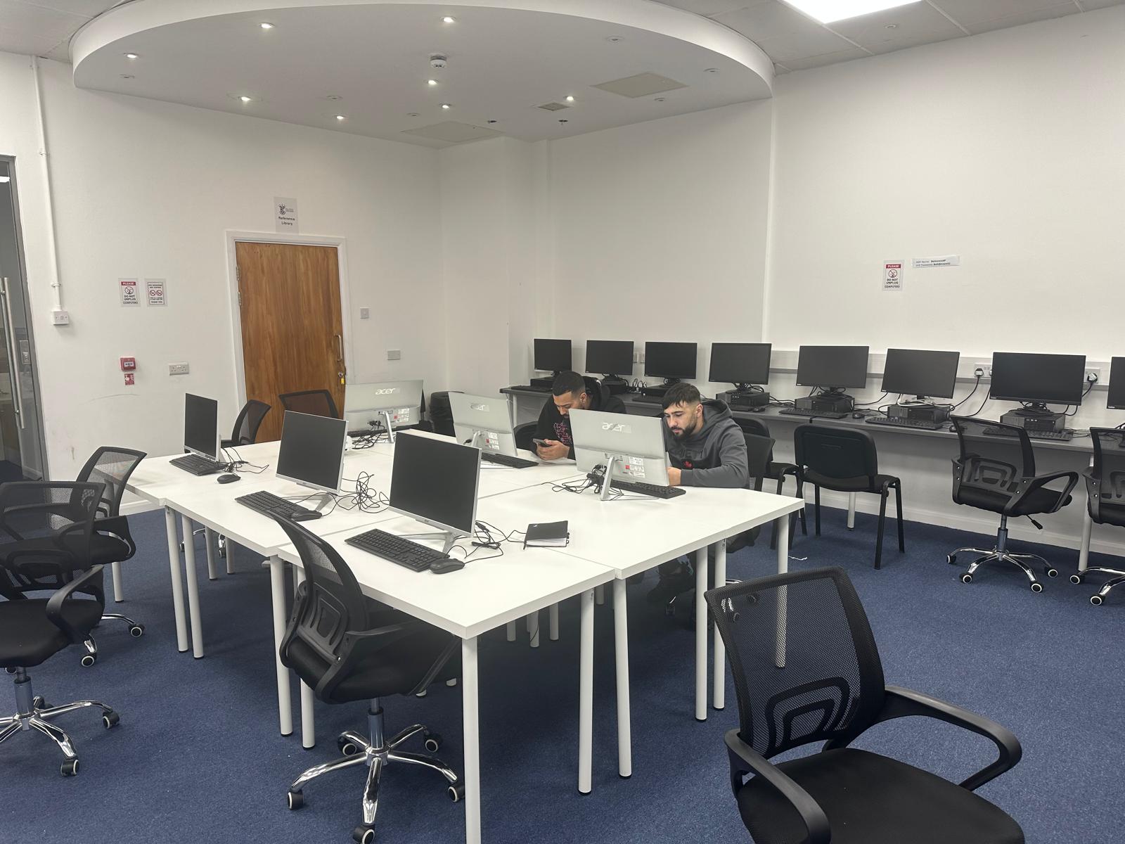 Generic Students Photos(19)